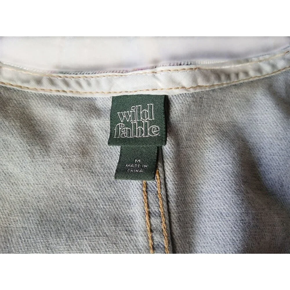 Wild Fable Light Blue Denim Floral Crop Top Size M Vest Side Zip Recycled Boho - Picture 6 of 12